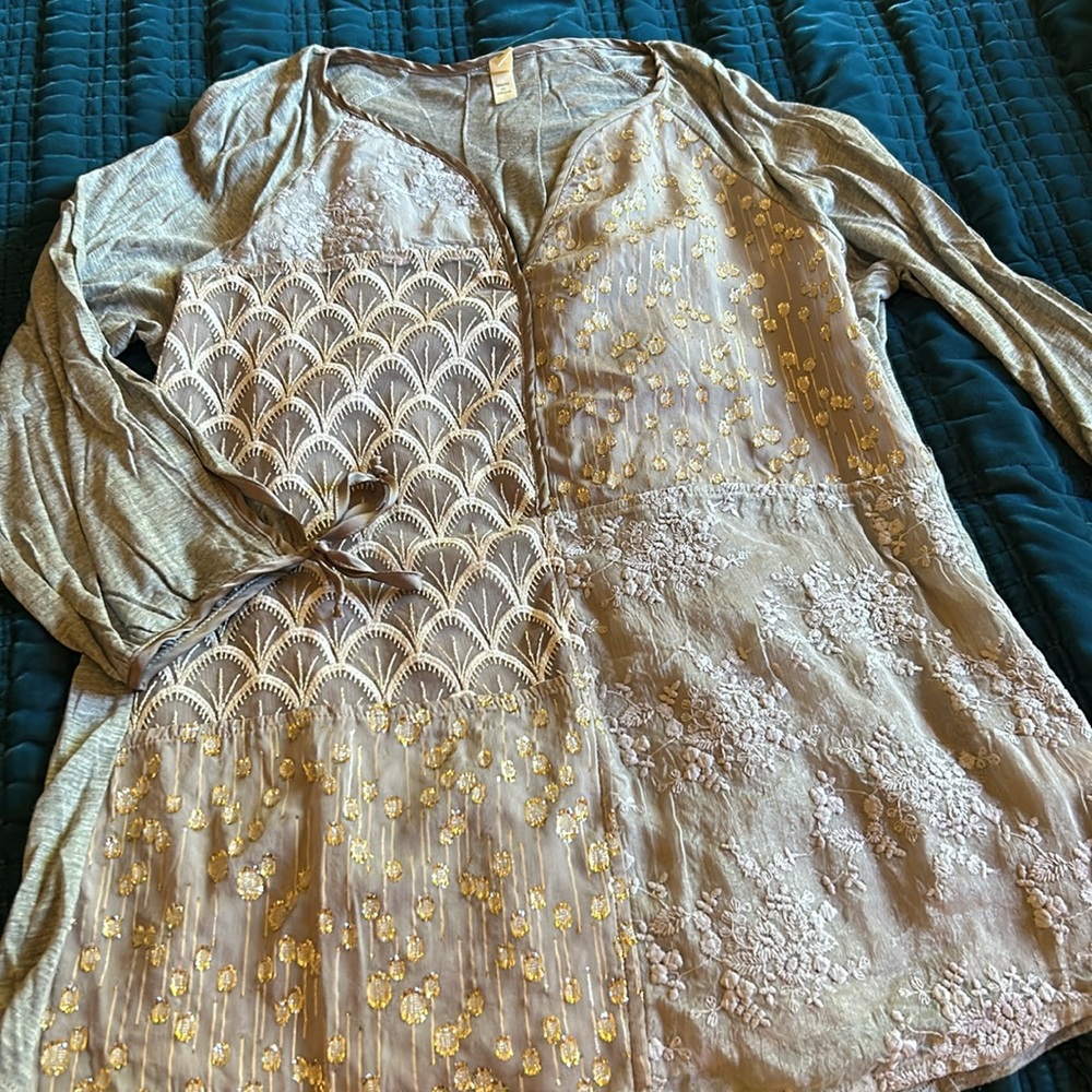 Tiny Blouse - image 3